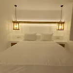 Yialos Hotell