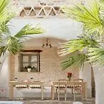 Yialos Hotell
