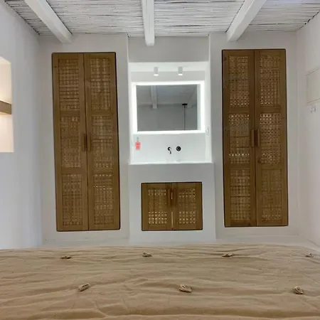 Yialos Hotel 3*