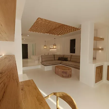 Hotel Yialos 3*