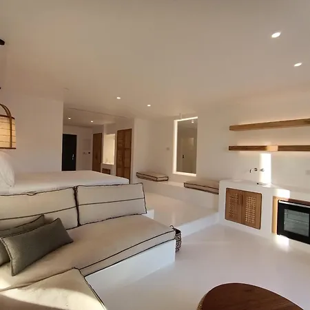 Yialos Hotel