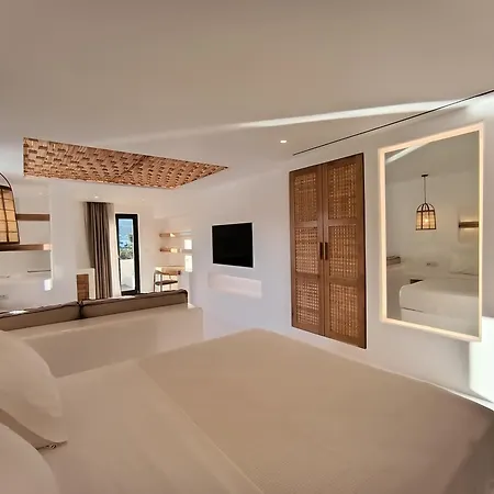 Hotel Yialos 3*