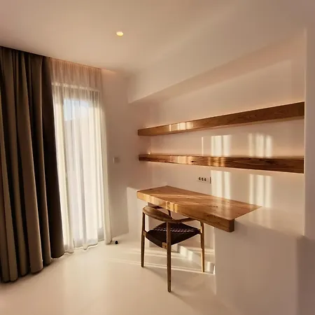 Hotel Yialos Chora (Ios)