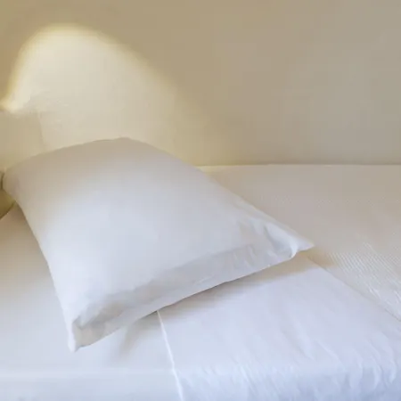 호텔 Yialos 이오스 코라