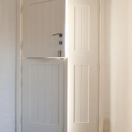 Yialos 3* 이오스 코라