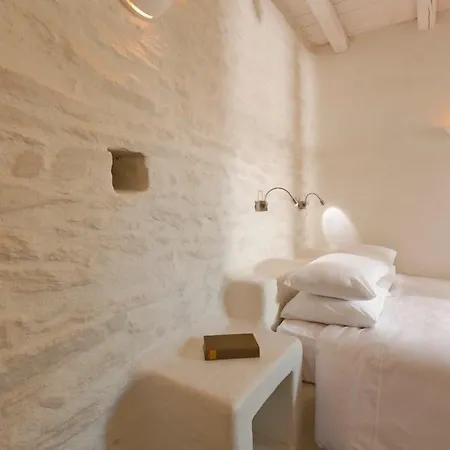 Yialos Hotel 3*