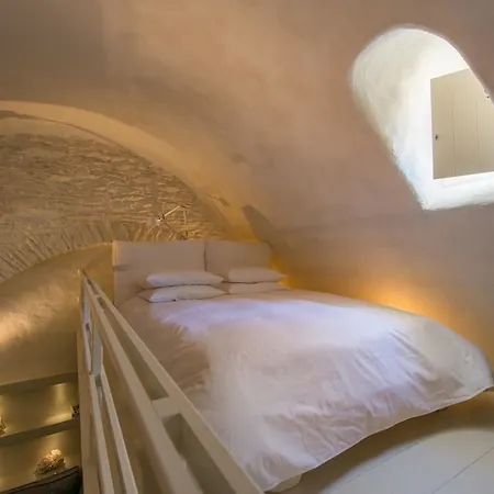 Yialos Hotel